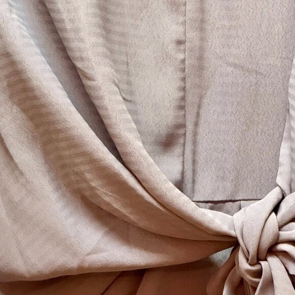 Entro dress with waist tie - Picture 4 of 5